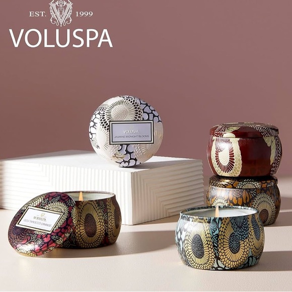 Voluspa Limited-Edition Candle Yashioka Gardenia - Picture 8 of 9